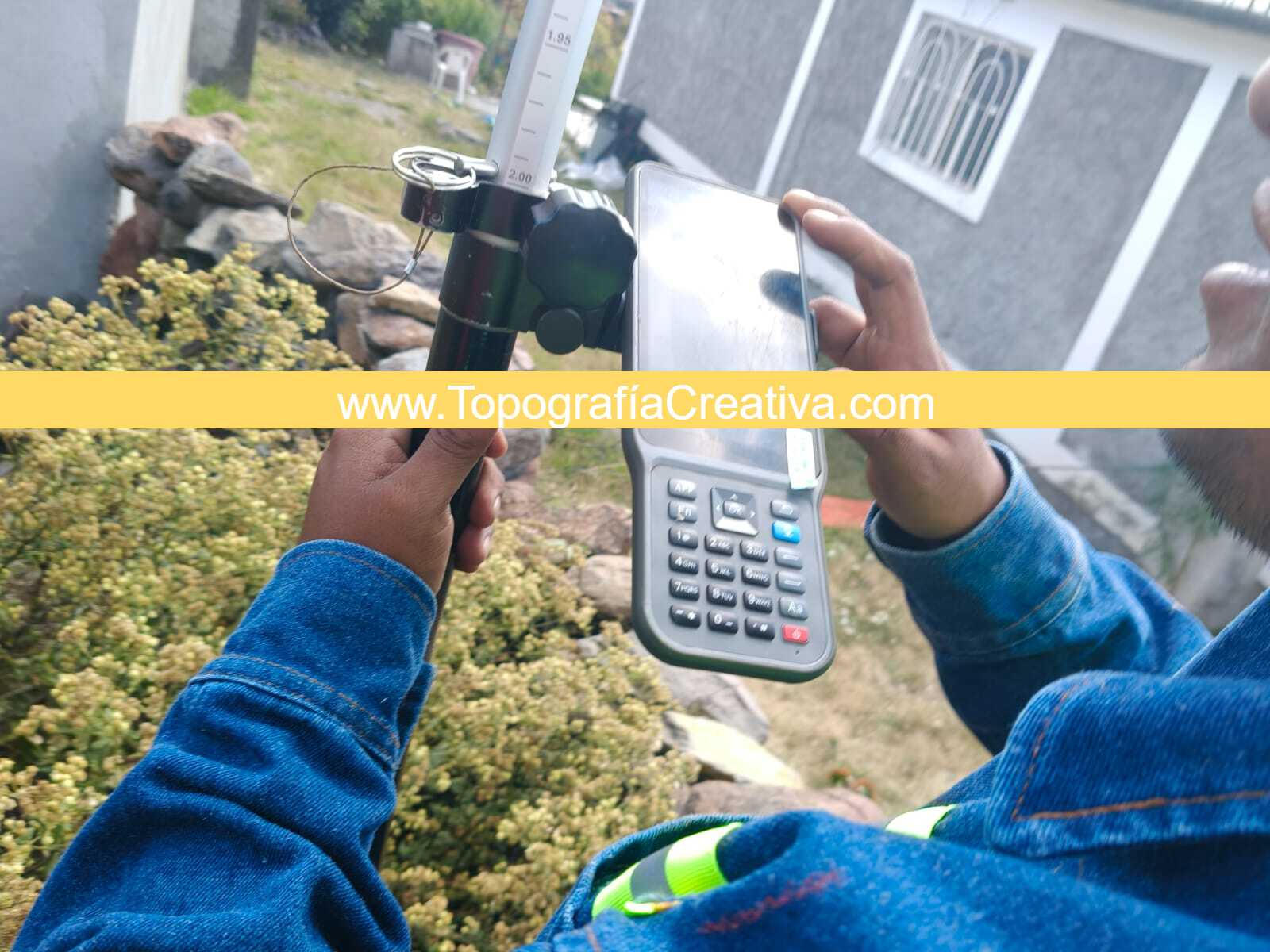 1Levantamiento topográfico en El Coto Querétaro TC-2910-1D